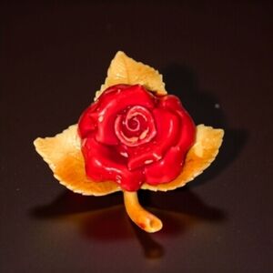 Charming Vintage Celluloid Rose Brooch